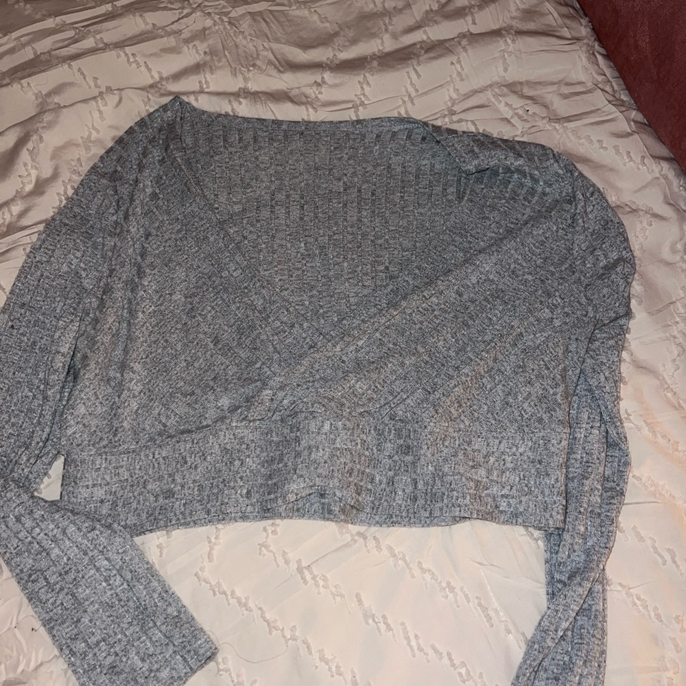 SHEIN Long Sleeve Crop Top